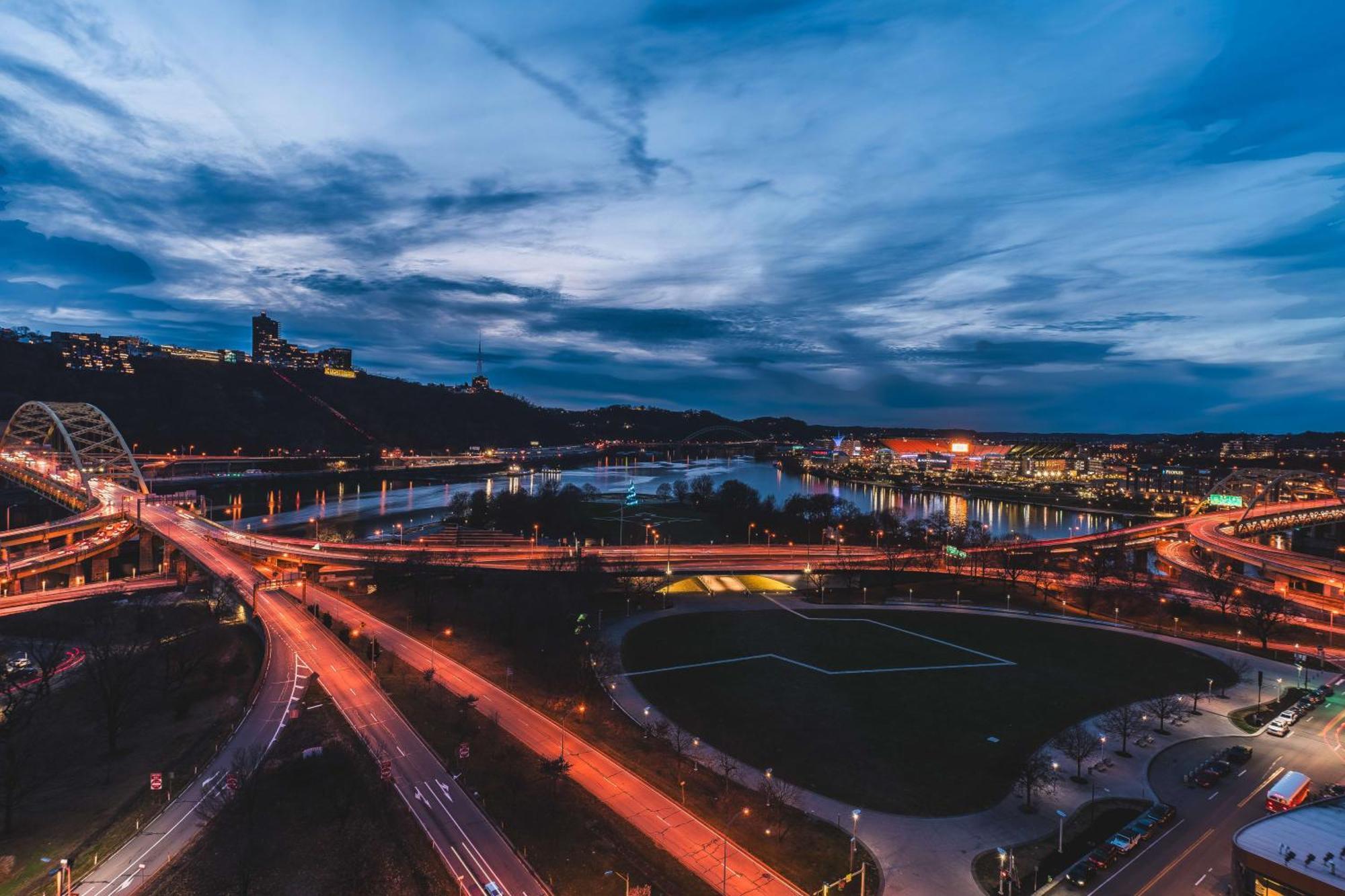 Luxury High Rise 1Bd River Views Downtown Pittsburgh Zewnętrze zdjęcie